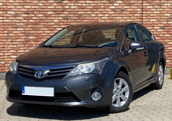 toyota avensis Toyota Avensis cena 41900 przebieg: 174570, rok produkcji 2014 z Lublin